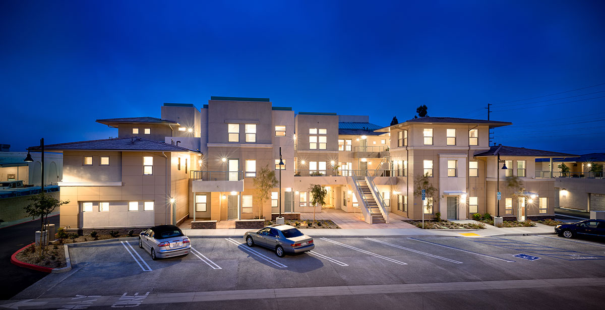 Paseo de Luz Apartments
